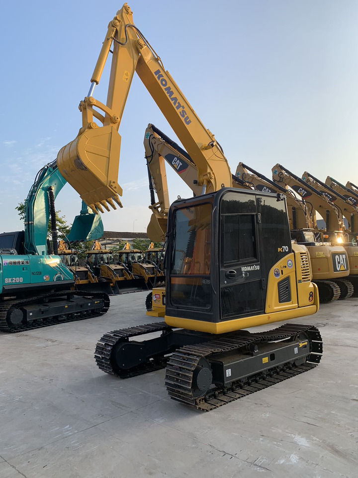 Komatsu Mini Excavator PC70 Japan Origin Good Price - Pelle sur chenille: photos 3 Komatsu Mini Excavator PC70 Japan Origin Good Price - Pelle sur chenille: photos 3