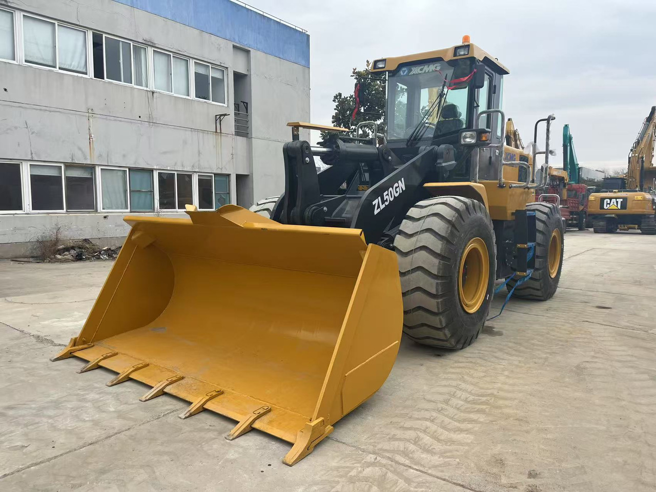 XCMG Used Wheel Loader 5Ton XCMG ZL50GN for Sale from CHINA - Chargeuse sur pneus: photos 2 XCMG Used Wheel Loader 5Ton XCMG ZL50GN for Sale from CHINA - Chargeuse sur pneus: photos 2