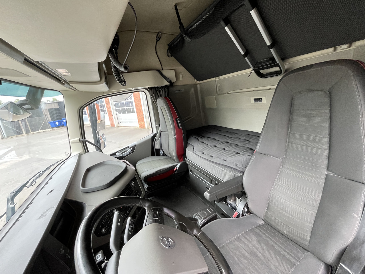 Volvo FH500 6x2 - Tracteur routier: photos 4 Volvo FH500 6x2 - Tracteur routier: photos 4