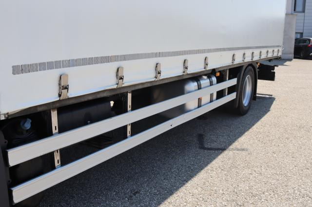 Mercedes-Benz Antos 1836L - Camion plateau: photos 4 Mercedes-Benz Antos 1836L - Camion plateau: photos 4