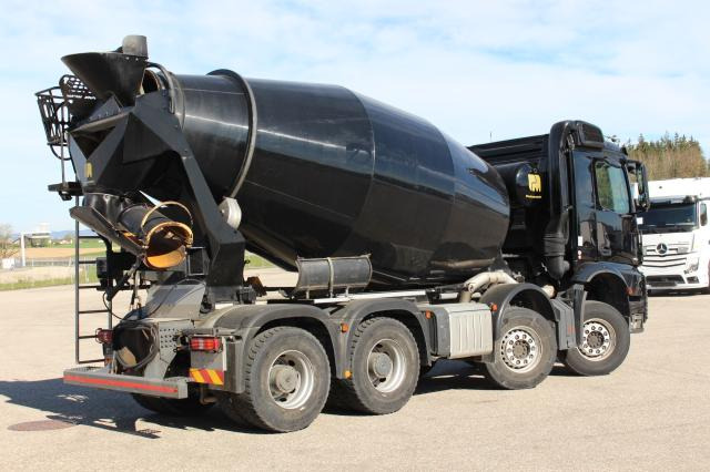Mercedes-Benz Arocs 3745 B 36,0 TO ZUL. - Camion malaxeur: photos 4 Mercedes-Benz Arocs 3745 B 36,0 TO ZUL. - Camion malaxeur: photos 4