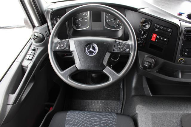 Camion à rideaux coulissants Mercedes-Benz Atego 1224 L: photos 9 Camion à rideaux coulissants Mercedes-Benz Atego 1224 L: photos 9