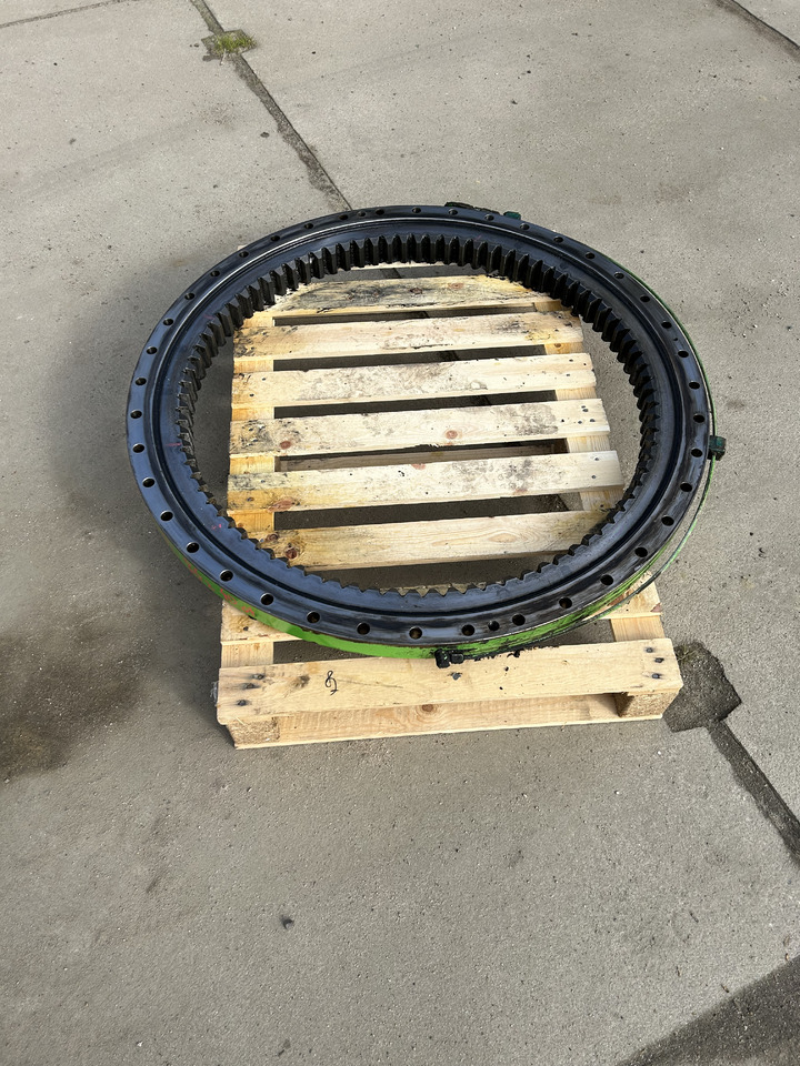 LIEBHERR A312 - Couronne d'orientation pour Pelle sur pneus: photos 2 LIEBHERR A312 - Couronne d'orientation pour Pelle sur pneus: photos 2