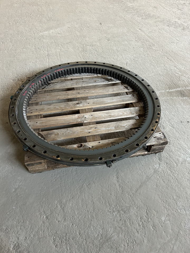 Liebherr A314 litronic - Couronne d'orientation pour Pelle: photos 3 Liebherr A314 litronic - Couronne d'orientation pour Pelle: photos 3