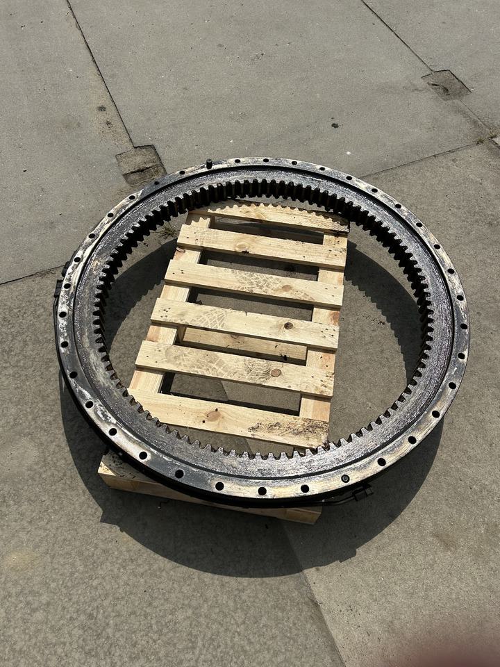 Volvo EW140C - Couronne d'orientation pour Pelle: photos 2 Volvo EW140C - Couronne d'orientation pour Pelle: photos 2