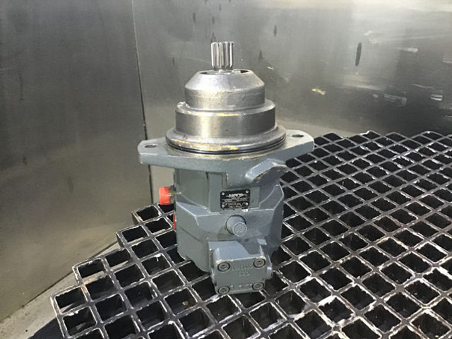 Moteur hydraulique Liebherr A6VE55: photos 8