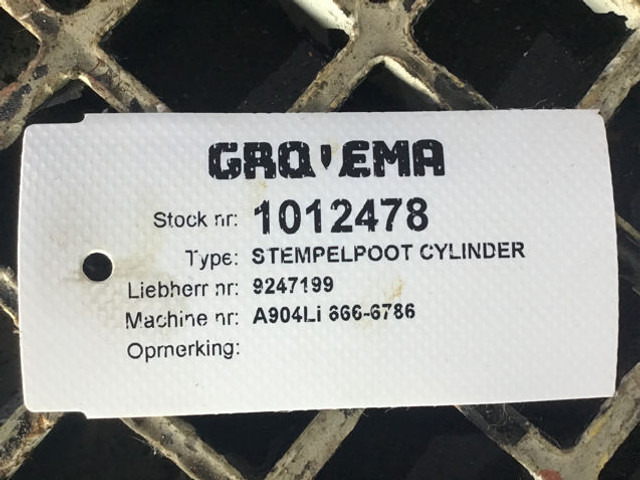 Liebherr A902 INDUSTRIAL / A902 Li / A904 INDUSTRIAL / A904C Li / A912 Li / A914 Li / A914B Li - Vérin hydraulique: photos 3 Liebherr A902 INDUSTRIAL / A902 Li / A904 INDUSTRIAL / A904C Li / A912 Li / A914 Li / A914B Li - Vérin hydraulique: photos 3