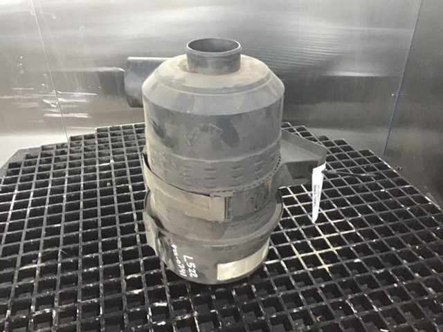 Liebherr Air Filter - Système d'admission d'air: photos 1 Liebherr Air Filter - Système d'admission d'air: photos 1