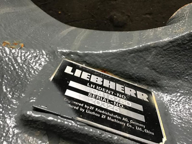 Liebherr Axle - Essieu et pièces: photos 4 Liebherr Axle - Essieu et pièces: photos 4