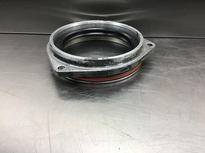 Liebherr Crankshaft Sealing - Moteur et pièces: photos 1 Liebherr Crankshaft Sealing - Moteur et pièces: photos 1