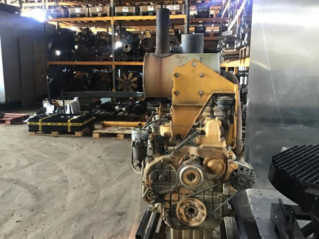 Liebherr D904TB - Moteur: photos 2 Liebherr D904TB - Moteur: photos 2