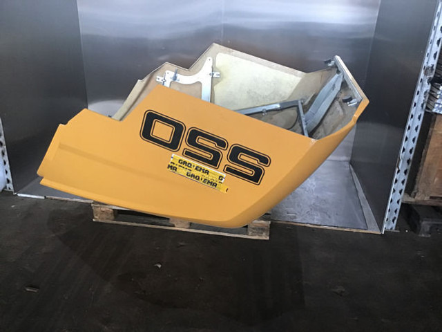 Liebherr Engine Hood - Pare-chocs: photos 2 Liebherr Engine Hood - Pare-chocs: photos 2