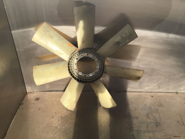 Liebherr Fan Blade - Ventilateur: photos 1 Liebherr Fan Blade - Ventilateur: photos 1