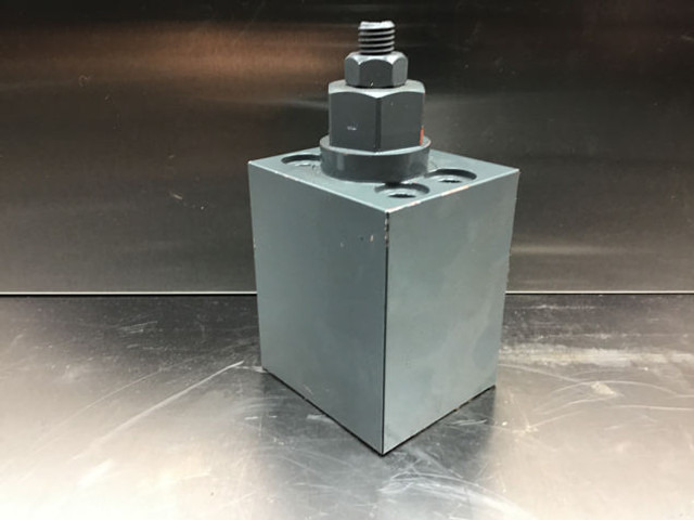 Liebherr Flow Regulating Check Valve - Moteur et pièces: photos 2 Liebherr Flow Regulating Check Valve - Moteur et pièces: photos 2