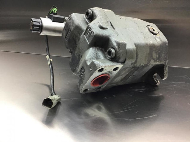 Liebherr Hydraulic Pump - Pompe hydraulique: photos 2 Liebherr Hydraulic Pump - Pompe hydraulique: photos 2