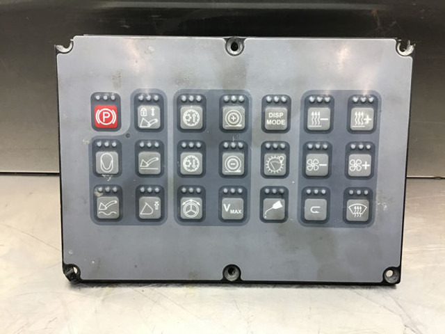 Liebherr Keyboard - Panel de instrumentos: photos 1 Liebherr Keyboard - Panel de instrumentos: photos 1