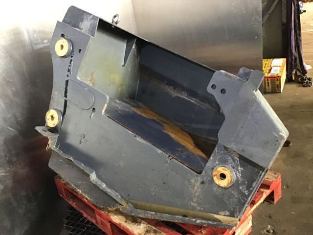 Contrepoids pour Engins de chantier Liebherr: photos 7 Contrepoids pour Engins de chantier Liebherr: photos 7