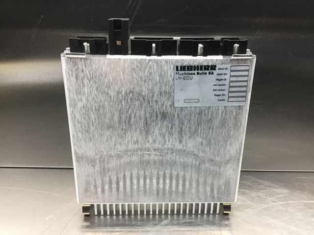 Liebherr Motor Control Device - Bloc de gestion: photos 2 Liebherr Motor Control Device - Bloc de gestion: photos 2