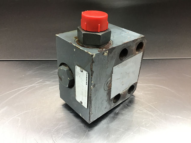 Liebherr Non Return Valve - Moteur et pièces: photos 1 Liebherr Non Return Valve - Moteur et pièces: photos 1