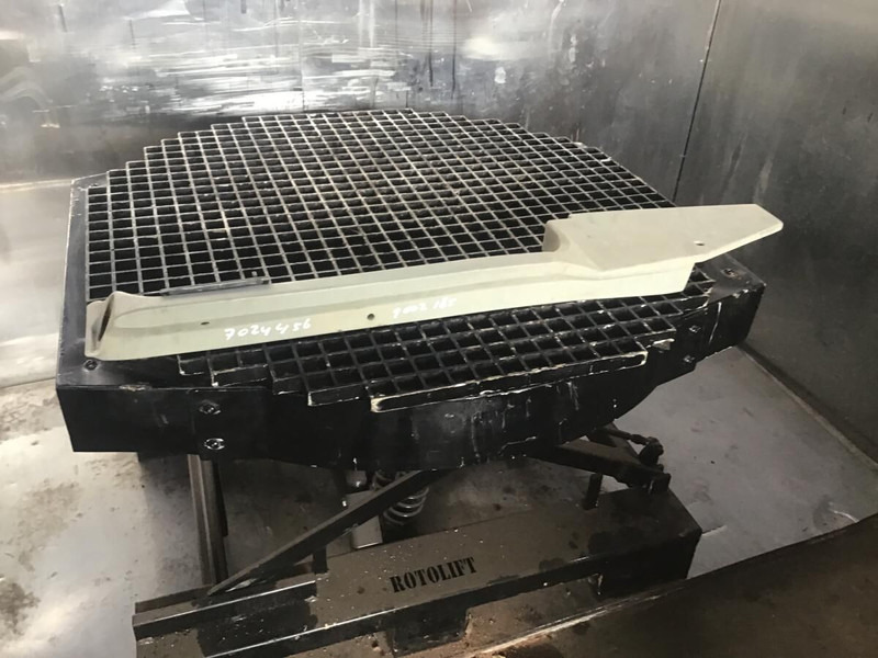 Liebherr R914STD / R914HDSL / R914B / R914 EW / R904 / R924 B / R934 / R934B / R954B / R964B / R974B / R974 - Tuyau d'admission d'air: photos 1 Liebherr R914STD / R914HDSL / R914B / R914 EW / R904 / R924 B / R934 / R934B / R954B / R964B / R974B / R974 - Tuyau d'admission d'air: photos 1