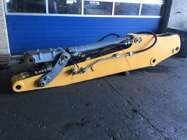 Liebherr Stick 3 M - Carrosserie et extérieur: photos 3 Liebherr Stick 3 M - Carrosserie et extérieur: photos 3