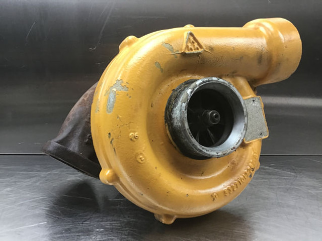 Liebherr Turbo Charger - Turbocompresseur: photos 1 Liebherr Turbo Charger - Turbocompresseur: photos 1