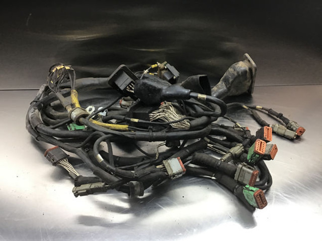 Liebherr Wire Harness - Câble/ Fil: photos 2 Liebherr Wire Harness - Câble/ Fil: photos 2