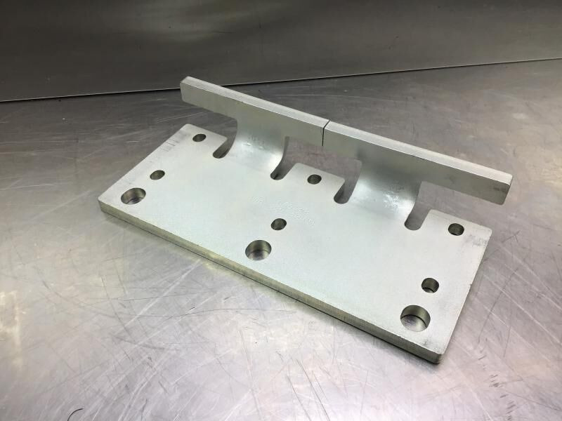 Liebherr Plate - Pièces de rechange: photos 1 Liebherr Plate - Pièces de rechange: photos 1