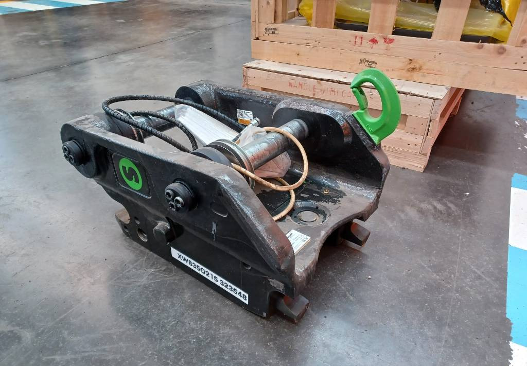 Attache rapide pour Engins de chantier Steelwrist s70 EW180 EW220 VOLVO: photos 1