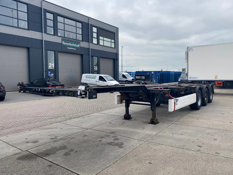 Krone SD 27 / Container Chassis / BPW + Disc / 1x Extendable / 1x Lift Axle - Semi-remorque porte-conteneur/ Caisse mobile: photos 4 Krone SD 27 / Container Chassis / BPW + Disc / 1x Extendable / 1x Lift Axle - Semi-remorque porte-conteneur/ Caisse mobile: photos 4