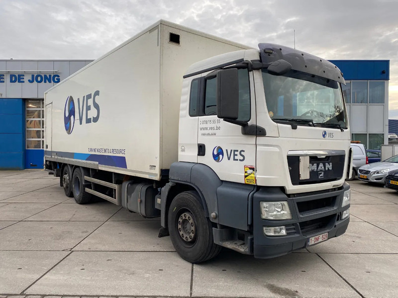 MAN TGS 26.320 / 6x2/4 / ADR / Closed box / Dhollandia - Camion fourgon: photos 3 MAN TGS 26.320 / 6x2/4 / ADR / Closed box / Dhollandia - Camion fourgon: photos 3