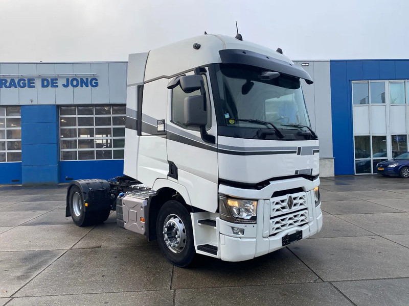 Renault T460 / Automatic / PTO - Tracteur routier: photos 3 Renault T460 / Automatic / PTO - Tracteur routier: photos 3