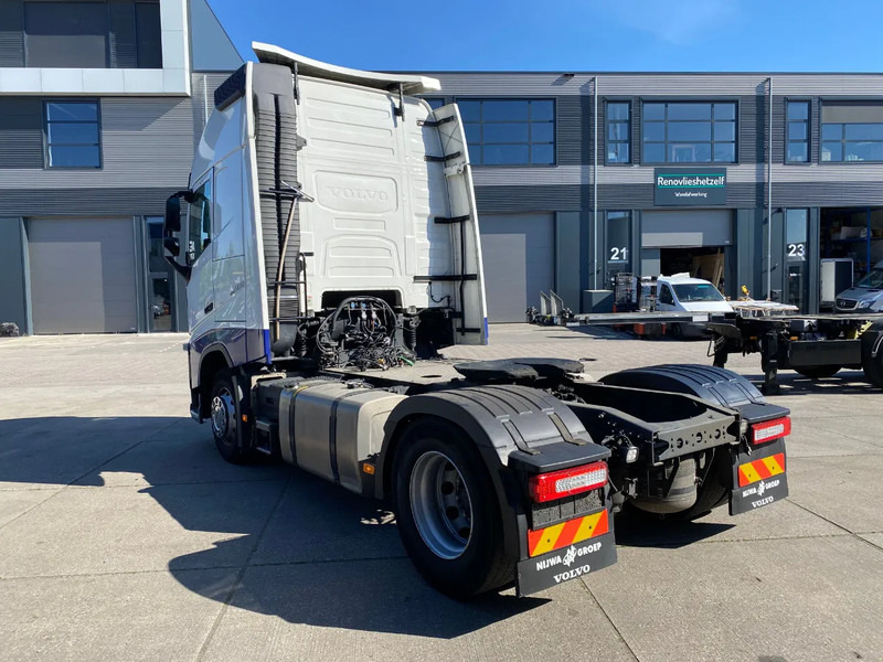 Volvo FH 13.500 Globetrotter XL / I-Park Cool / 2x Tank / Euro 6D - Tracteur routier: photos 4 Volvo FH 13.500 Globetrotter XL / I-Park Cool / 2x Tank / Euro 6D - Tracteur routier: photos 4