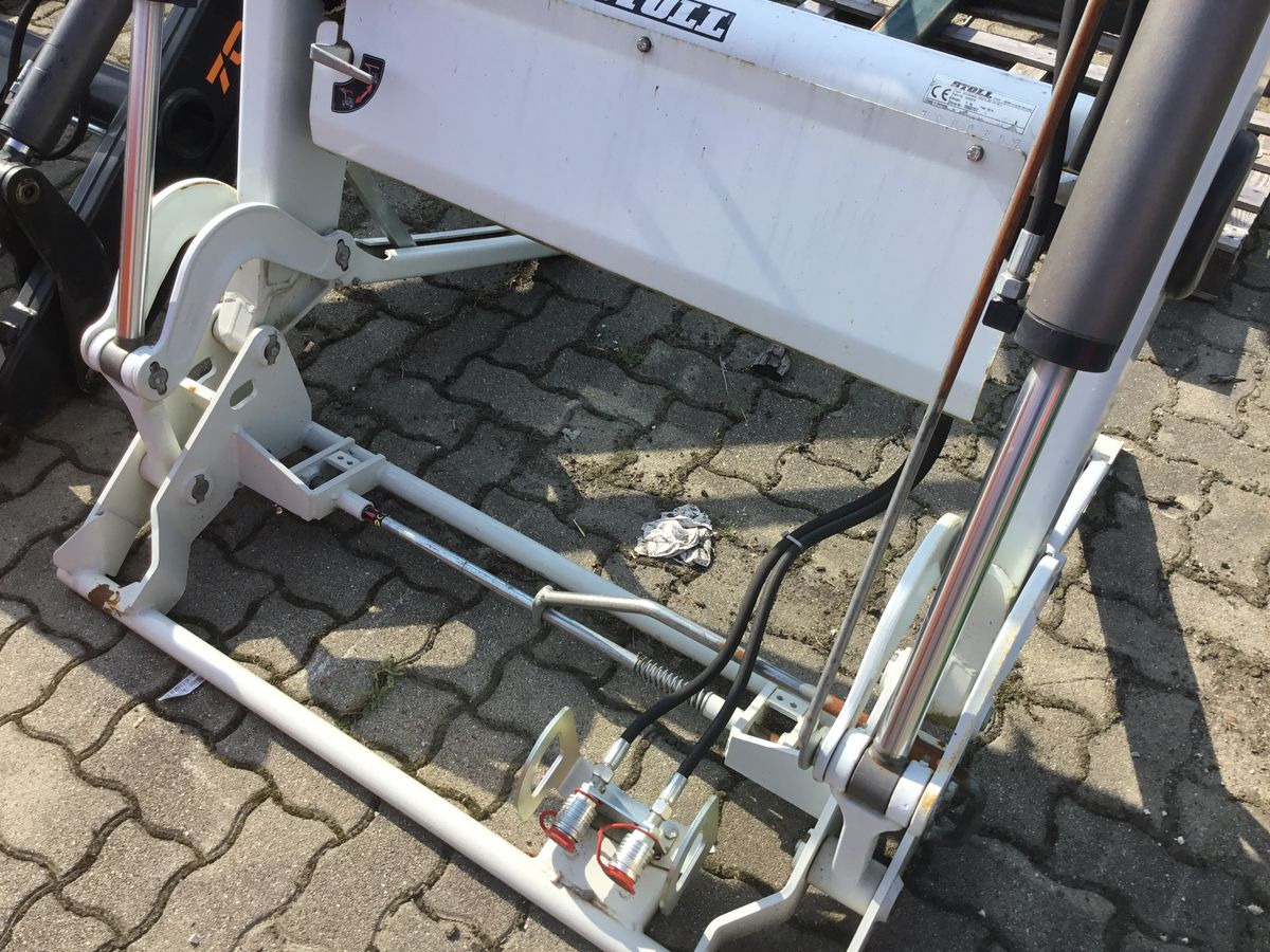 Stoll Profi Line FZ10 - Chargeur frontal pour tracteur: photos 3 Stoll Profi Line FZ10 - Chargeur frontal pour tracteur: photos 3
