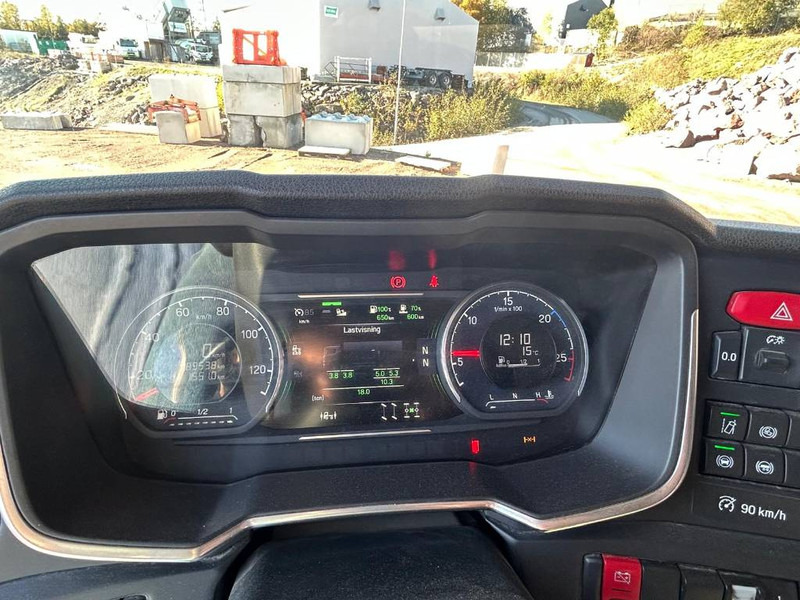 Scania P 500 XT 8x4 - Camion malaxeur: photos 5 Scania P 500 XT 8x4 - Camion malaxeur: photos 5