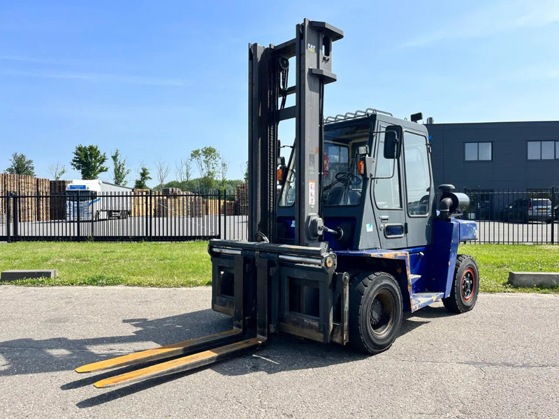 Caterpillar DP70 - Chariot élévateur diesel: photos 4 Caterpillar DP70 - Chariot élévateur diesel: photos 4