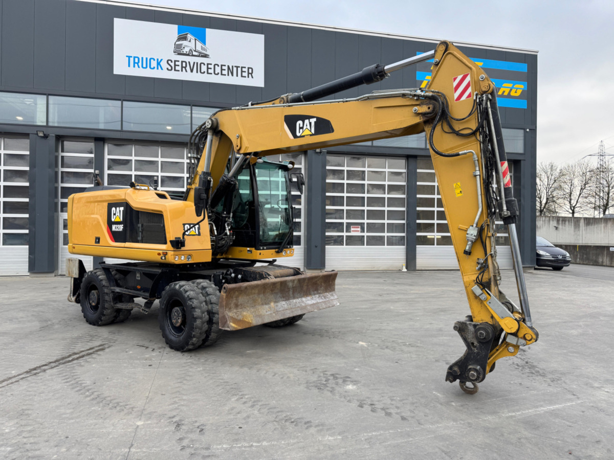 CATERPILLAR M320F Oilquick - Pelle sur pneus: photos 2 CATERPILLAR M320F Oilquick - Pelle sur pneus: photos 2