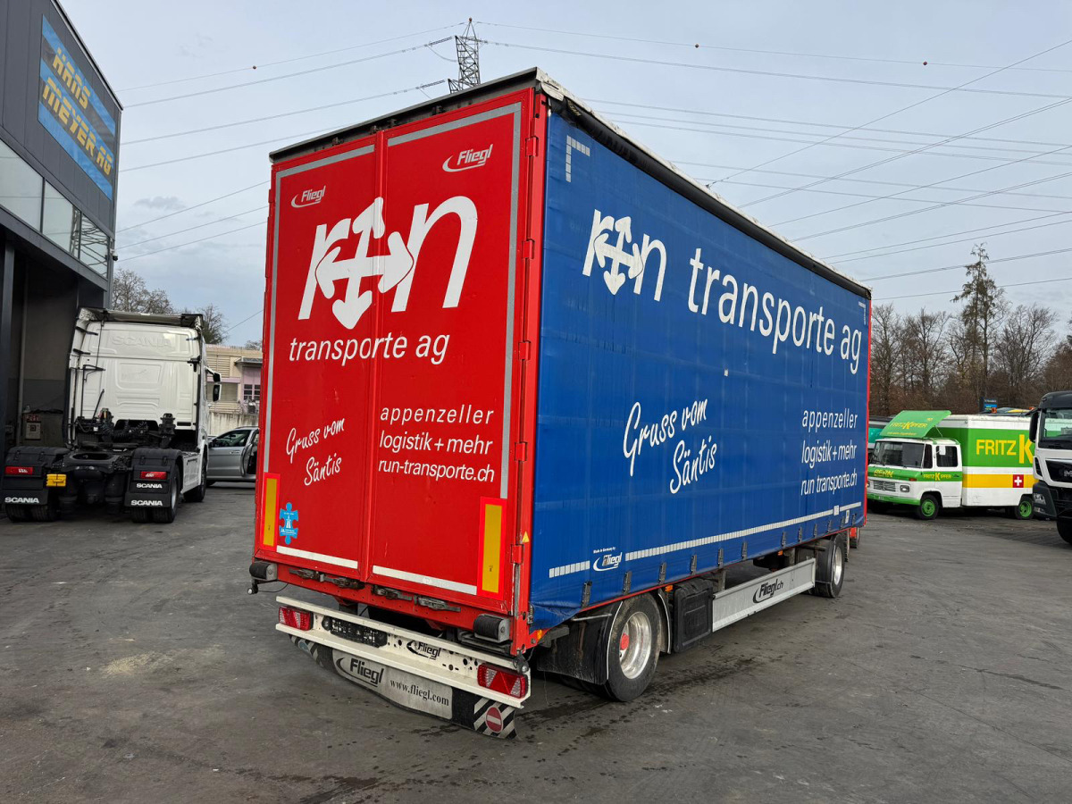 FLIEGL ZPS 200 3M Innenhöhe - Remorque rideaux coulissants: photos 4 FLIEGL ZPS 200 3M Innenhöhe - Remorque rideaux coulissants: photos 4