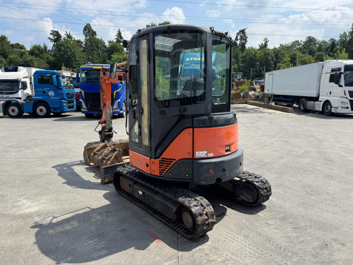 HITACHI Zaxis 30U-2 CSR - Pelle sur chenille: photos 5 HITACHI Zaxis 30U-2 CSR - Pelle sur chenille: photos 5