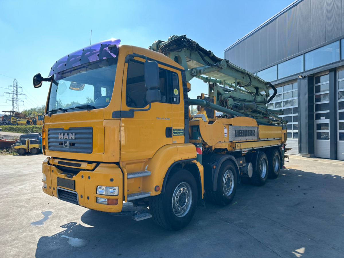 MAN TGA 41.440 8x4 Hallenpumpe 31M-5 - Camion pompe: photos 1 MAN TGA 41.440 8x4 Hallenpumpe 31M-5 - Camion pompe: photos 1