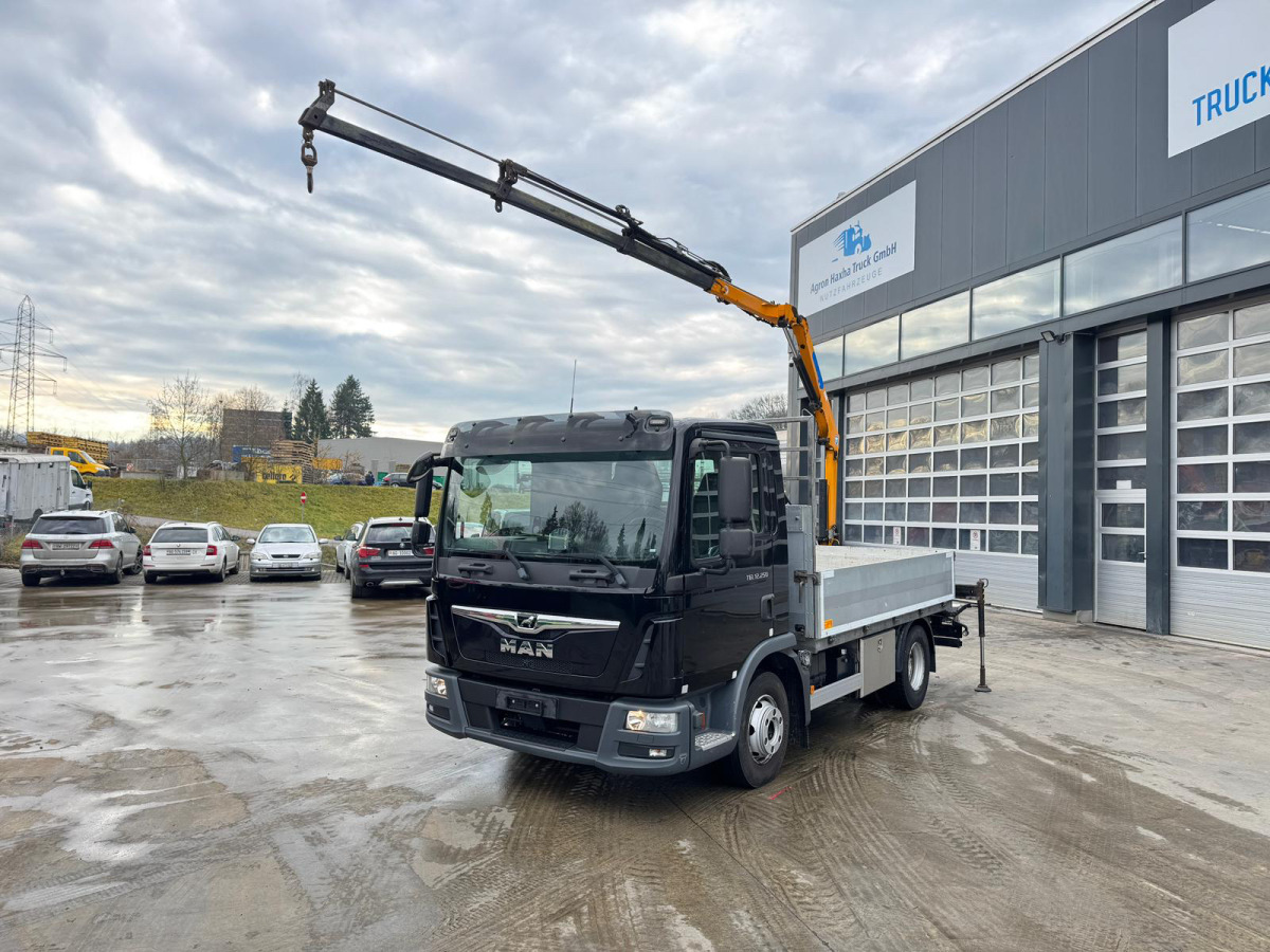 MAN TGL 12.250 Effer 35/3 - Camion grue: photos 2 MAN TGL 12.250 Effer 35/3 - Camion grue: photos 2