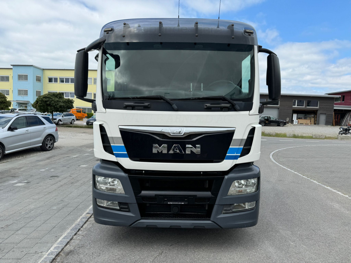 MAN TGS 26.440 6x2 Chassis - Châssis cabine: photos 2 MAN TGS 26.440 6x2 Chassis - Châssis cabine: photos 2