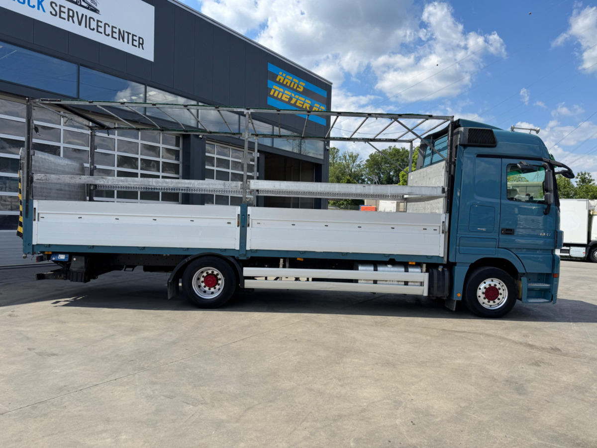 MERCEDES Actros 1841 4x2 - Camion à rideaux coulissants: photos 4 MERCEDES Actros 1841 4x2 - Camion à rideaux coulissants: photos 4