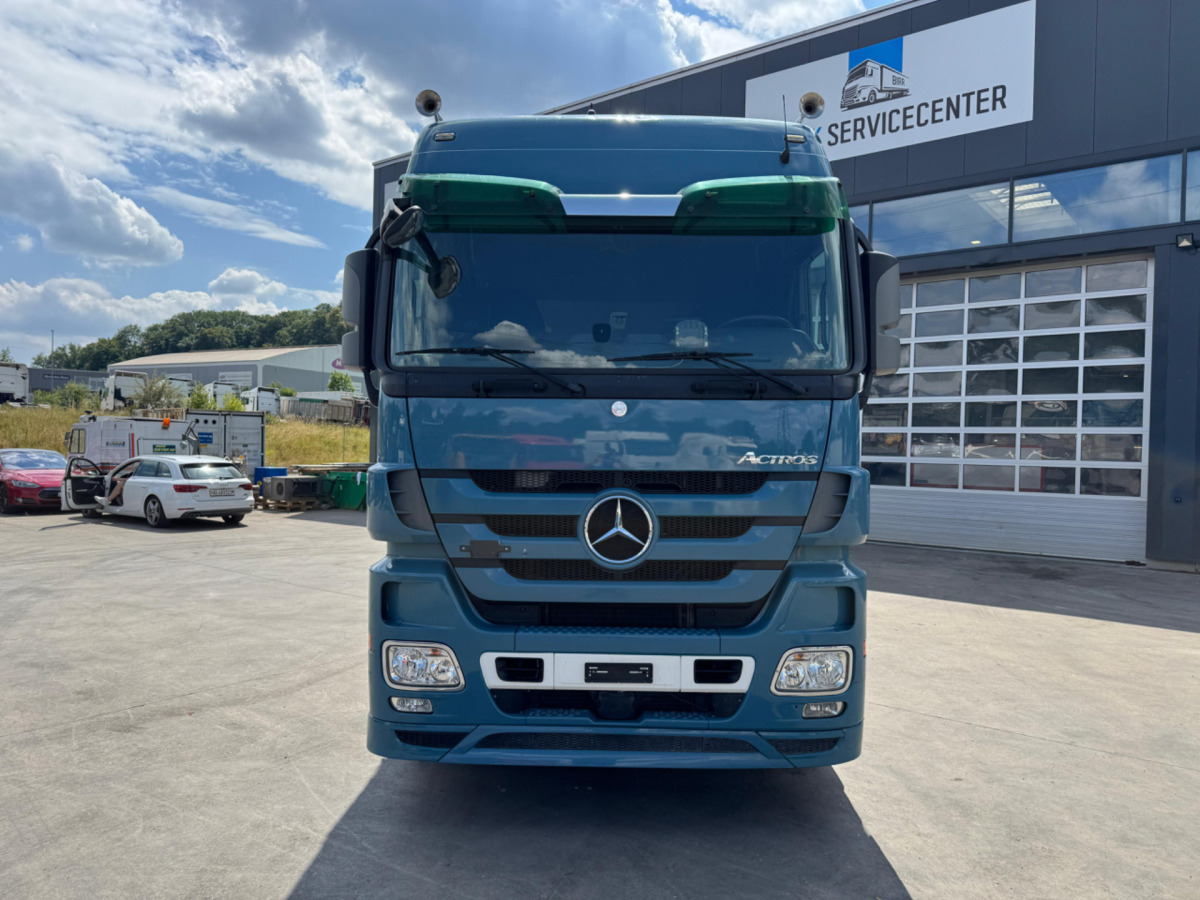 MERCEDES Actros 1841 4x2 - Camion à rideaux coulissants: photos 2 MERCEDES Actros 1841 4x2 - Camion à rideaux coulissants: photos 2