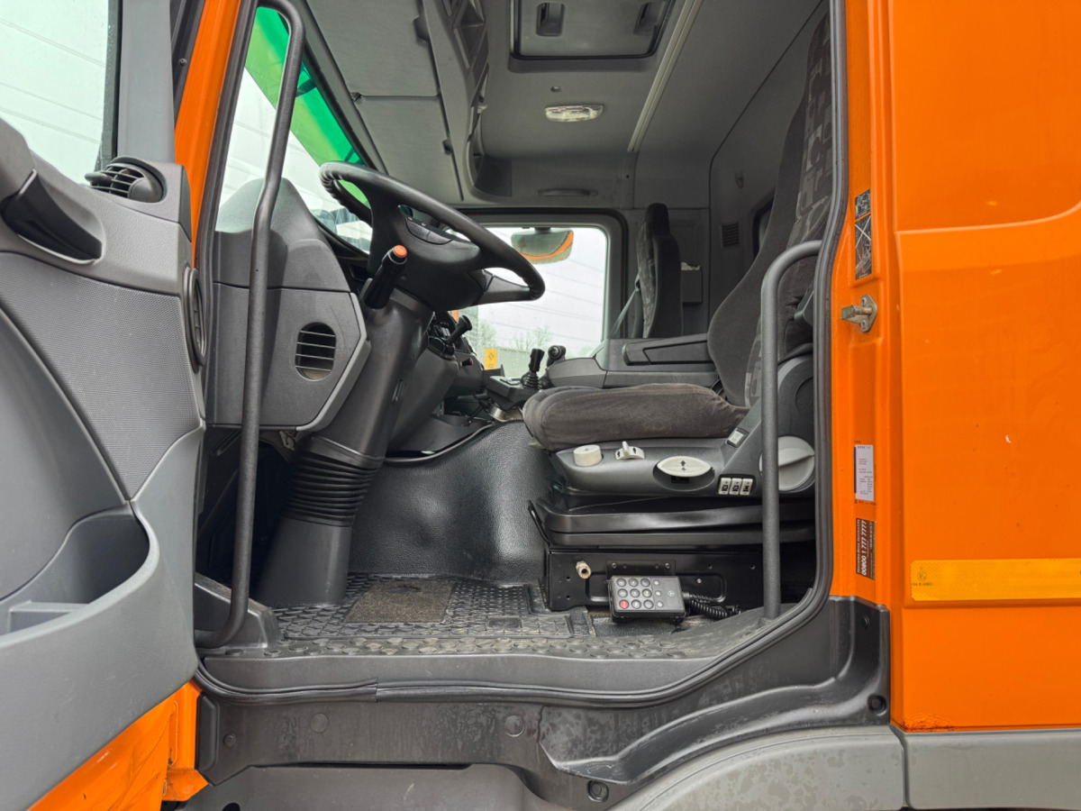 Camion benne MERCEDES Actros 1841 4x4 mit Schneeplfug: photos 15