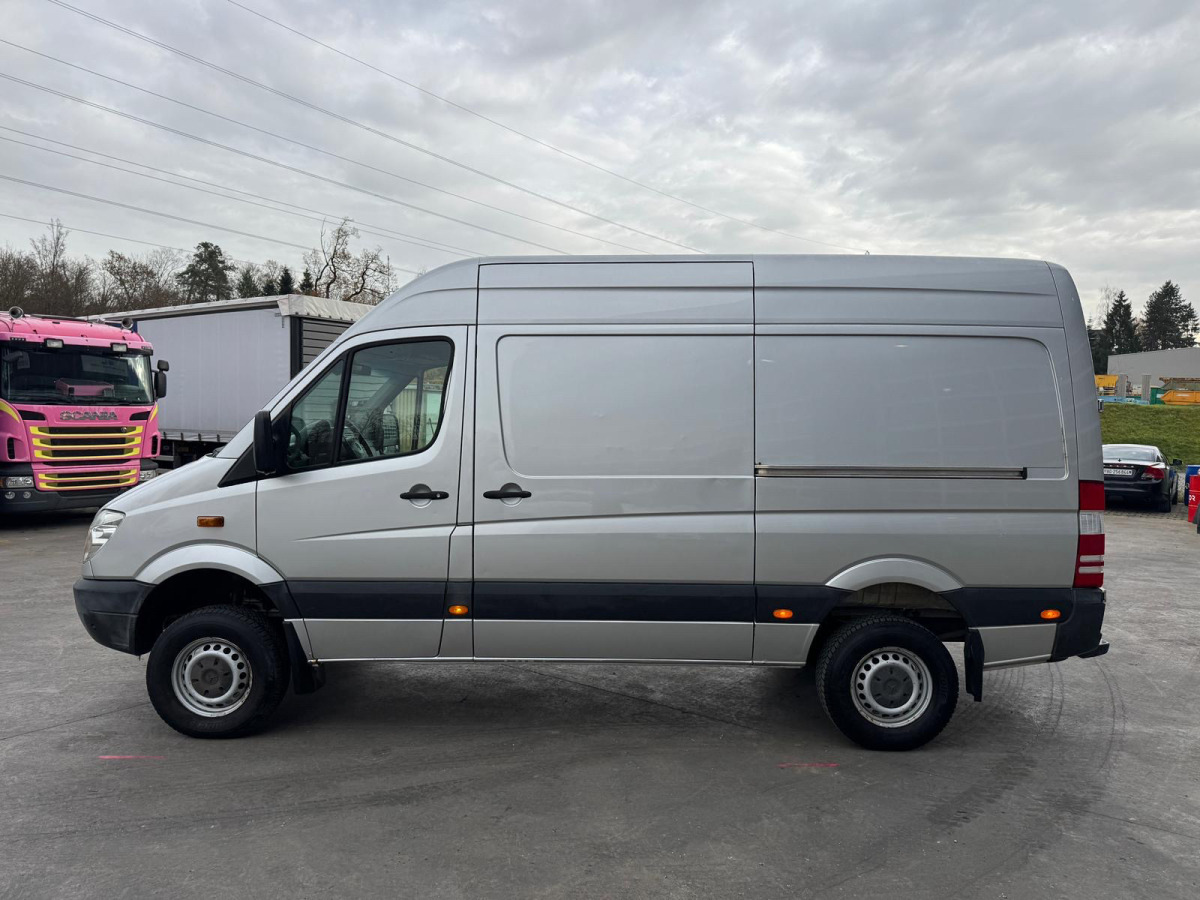 Fourgon utilitaire MERCEDES Sprinter 316CDI 4x4: photos 9 Fourgon utilitaire MERCEDES Sprinter 316CDI 4x4: photos 9