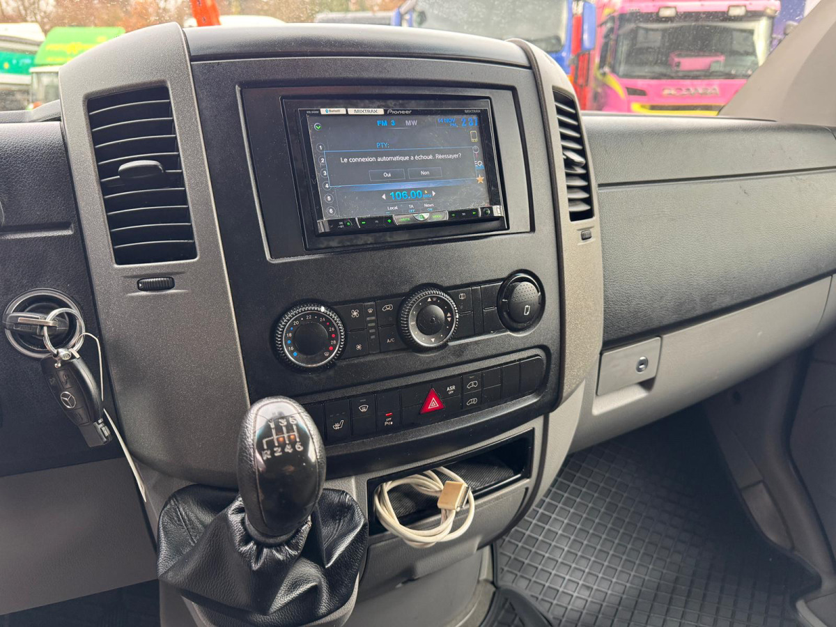 Fourgon utilitaire MERCEDES Sprinter 316CDI 4x4: photos 13 Fourgon utilitaire MERCEDES Sprinter 316CDI 4x4: photos 13