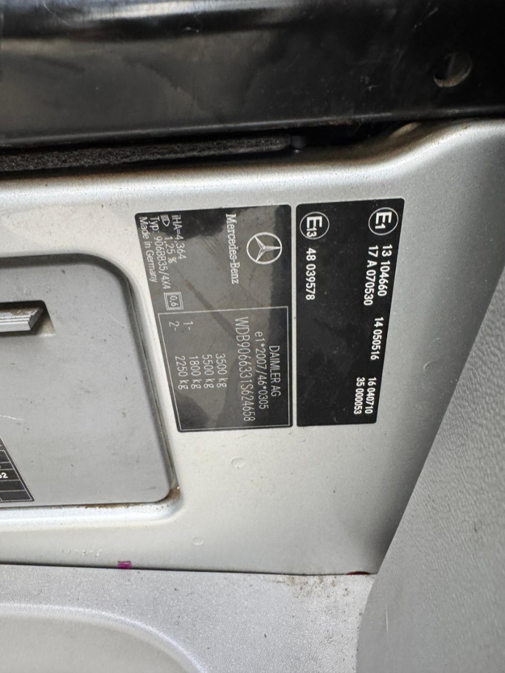 Fourgon utilitaire MERCEDES Sprinter 316CDI 4x4: photos 17 Fourgon utilitaire MERCEDES Sprinter 316CDI 4x4: photos 17