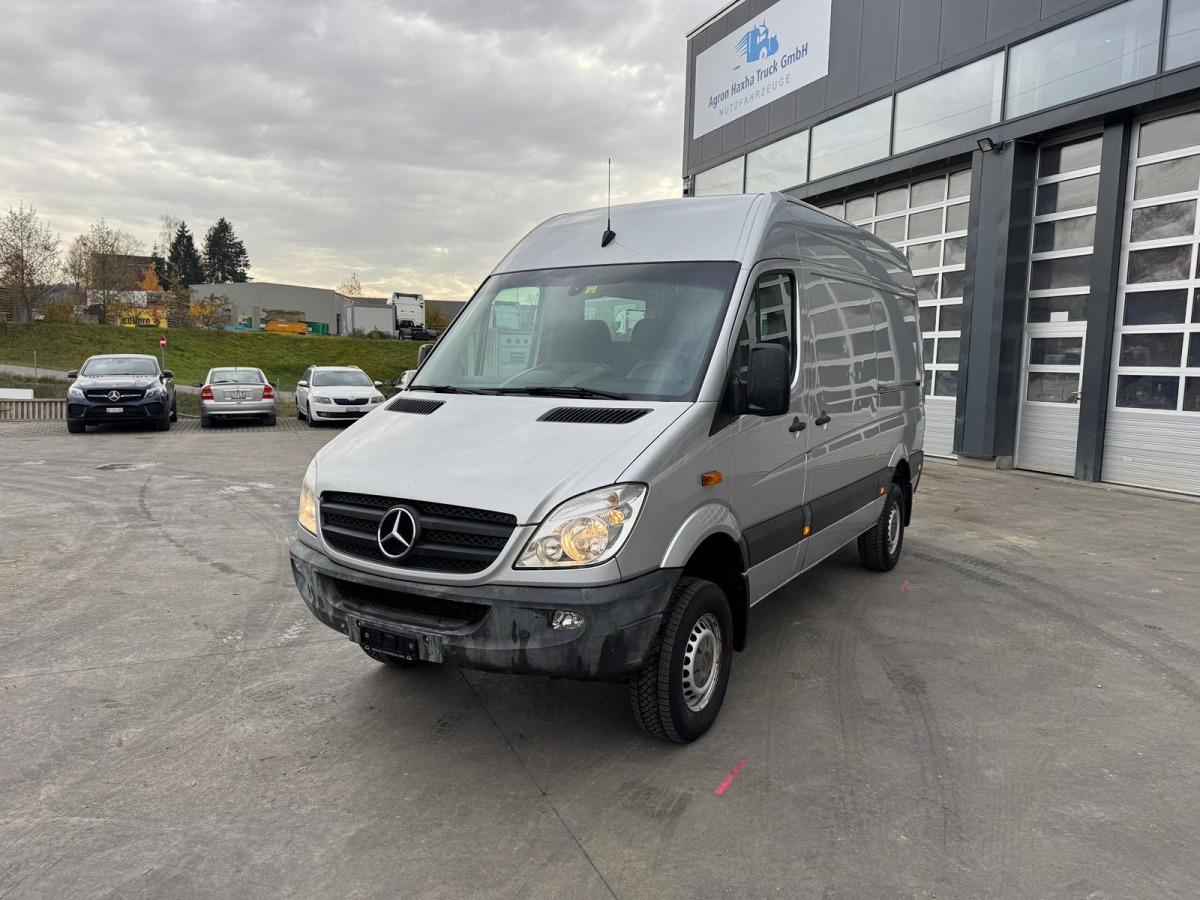 MERCEDES Sprinter 316CDI 4x4 - Fourgon utilitaire: photos 1 MERCEDES Sprinter 316CDI 4x4 - Fourgon utilitaire: photos 1