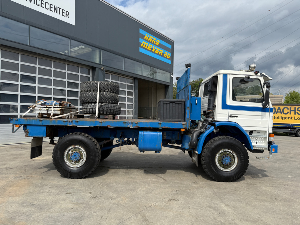 SCANIA 93M 250 4x4 - Camion plateau: photos 4 SCANIA 93M 250 4x4 - Camion plateau: photos 4
